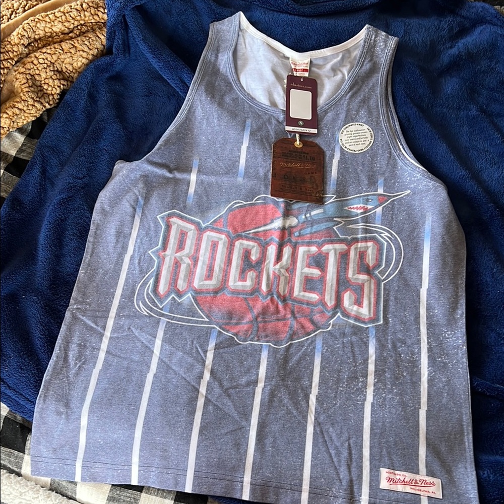 Mitchell & Ness men’s Rockets Tank Top - Blue